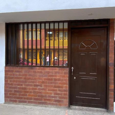 Apartaestudio Pequeno Privado Cerca Al Aeropuerto Bogotá Eksteriør billede